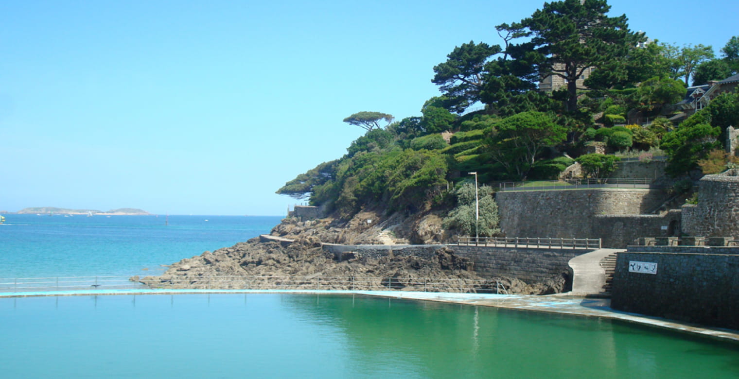 L-intendance-du-bord-de-mer-pointe-du-moulinet