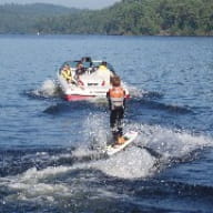 Lac de guerlédan Ski nautique - Wakeboard - Bouée tractée