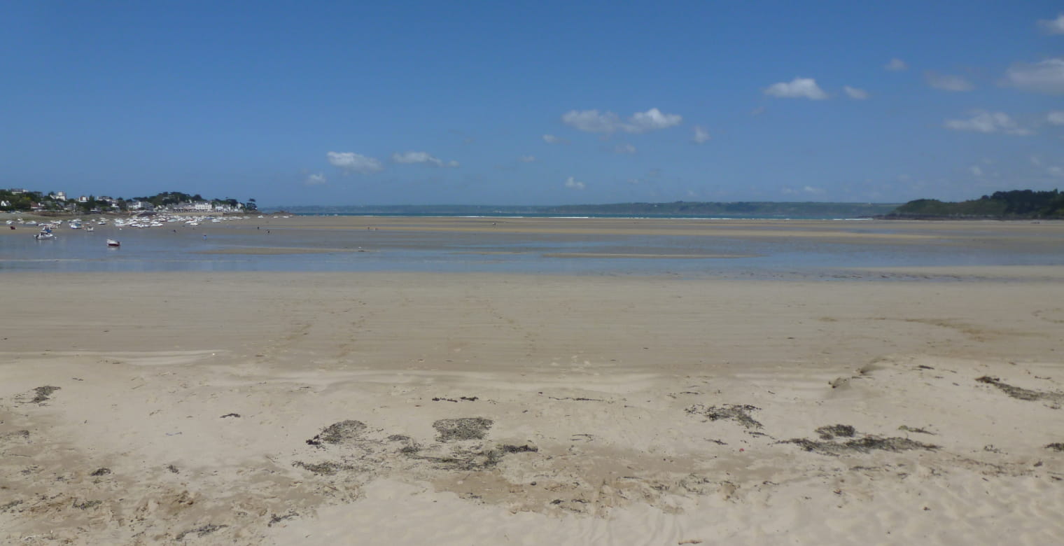 Plage du Fond de la Baie à Locquirec