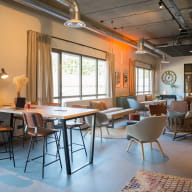 Hôtel_Campanile_Centre_Gare_Saint-Brieuc_bar_espace_de_coworking