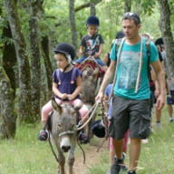 La-combe-aux-anes-randonnees-avec-les-anes