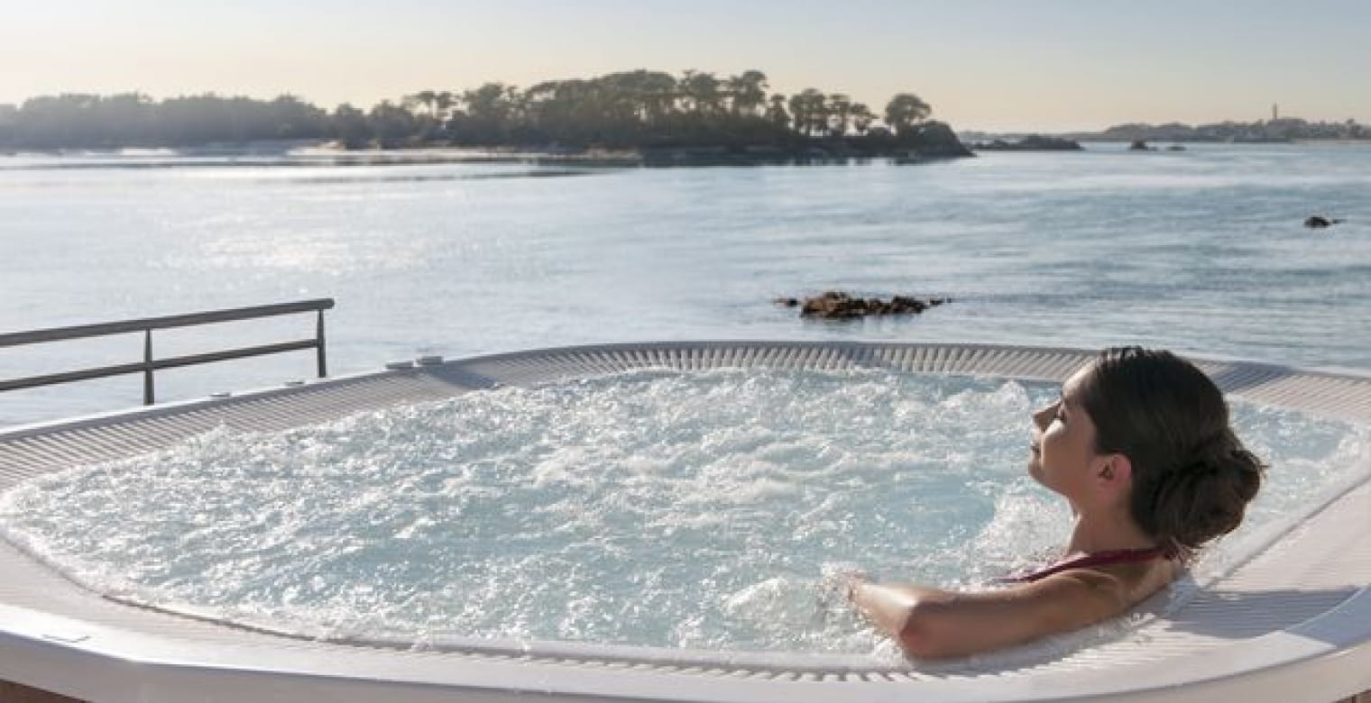 Thalasso jacuzzi pour guide SRB2015