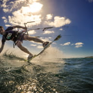 flying-squid-kite-surf-saint-quay-portrieux